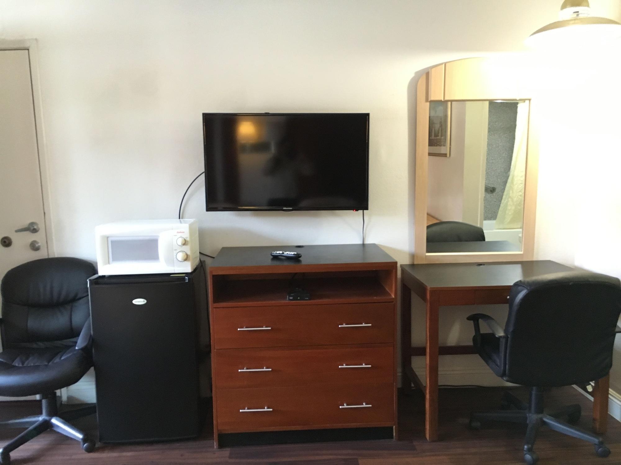 Riverside Inn & Suites Extérieur photo