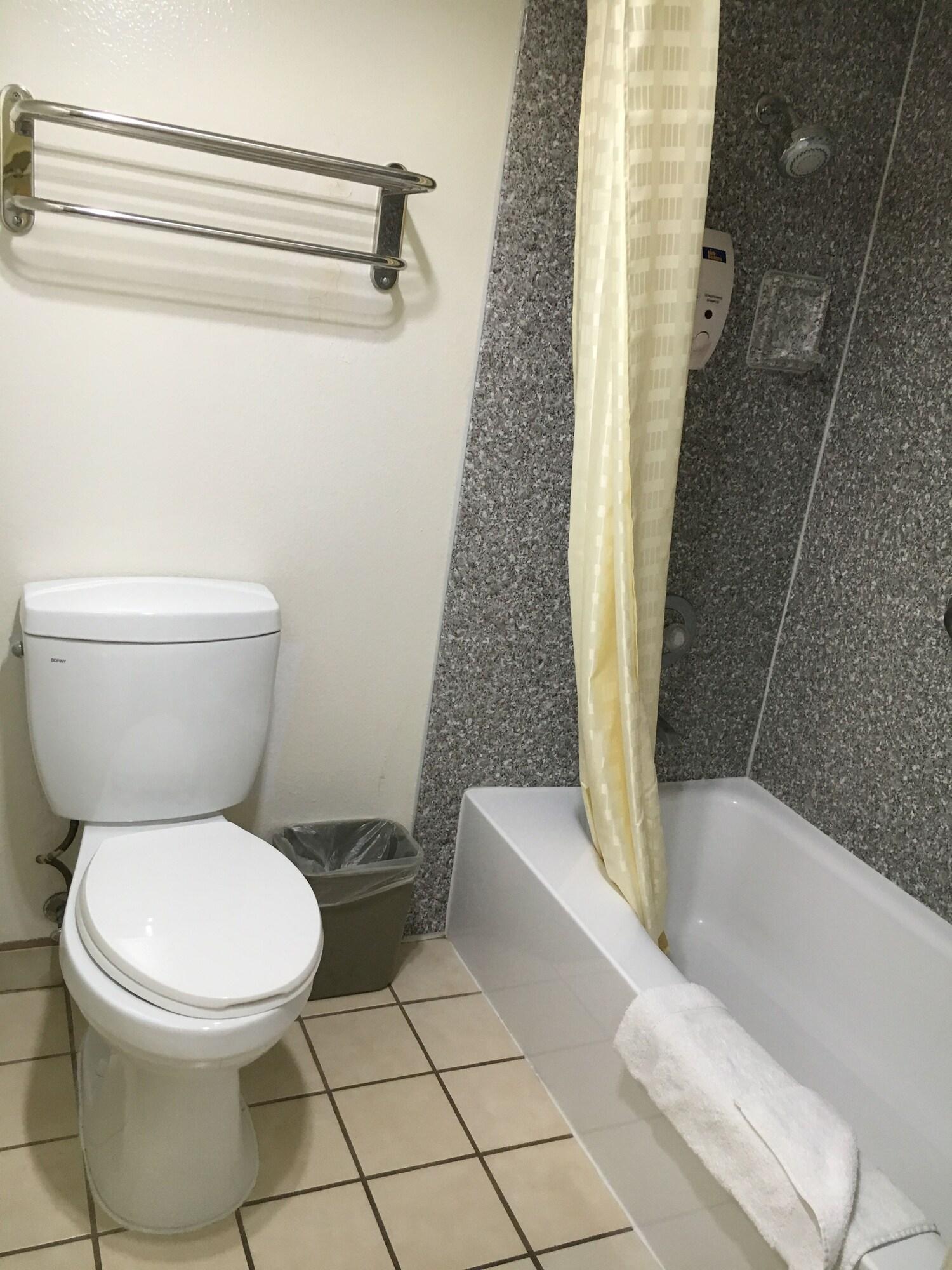 Riverside Inn & Suites Extérieur photo