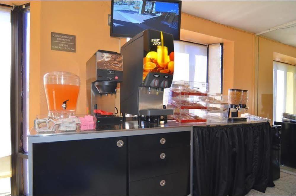 Riverside Inn & Suites Extérieur photo