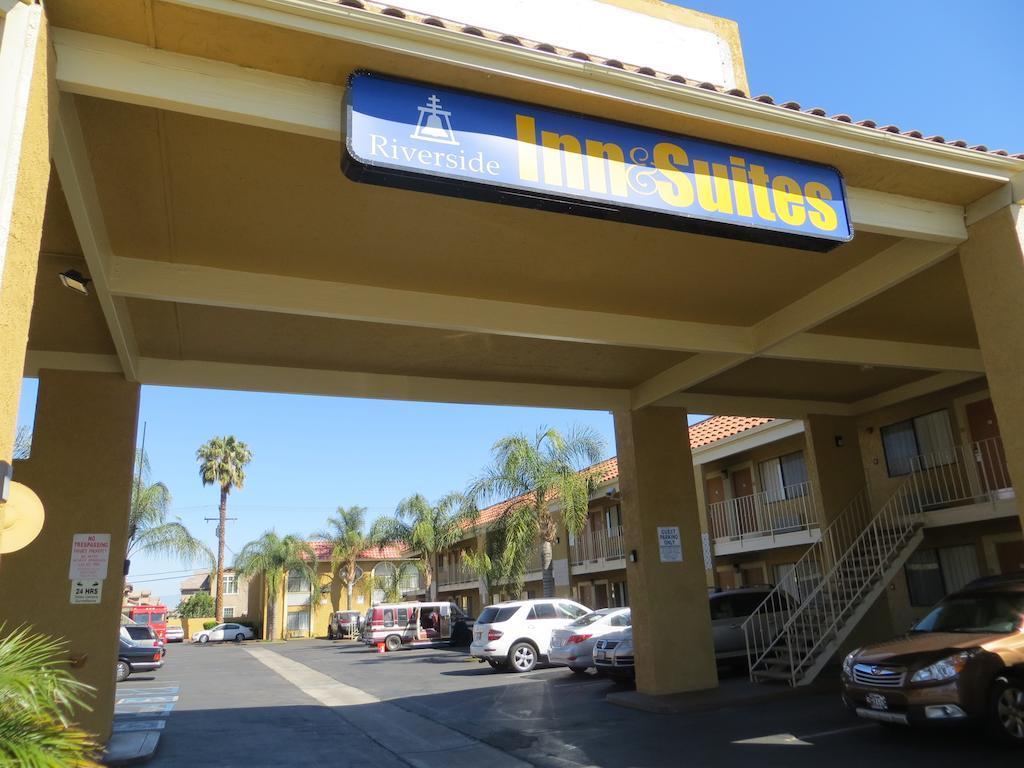Riverside Inn & Suites Extérieur photo
