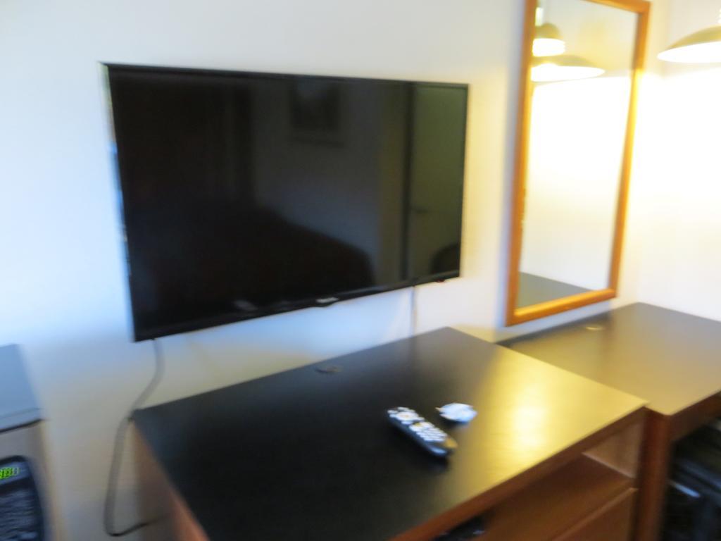 Riverside Inn & Suites Extérieur photo