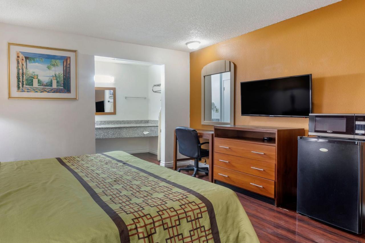 Riverside Inn & Suites Extérieur photo